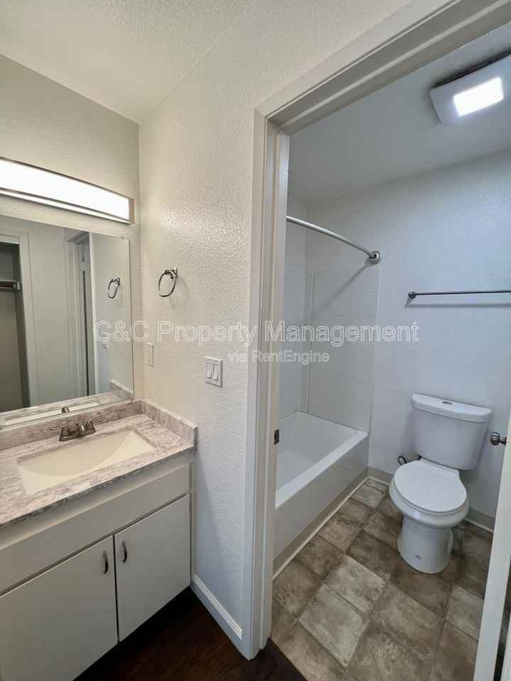 3270 Del Monte Blvd #34 - Photo 6 of 8