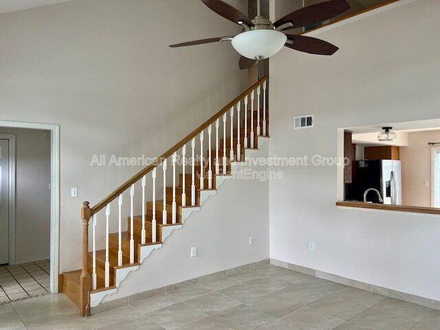 366 Canterbury Cir Nw - Photo 3 of 24