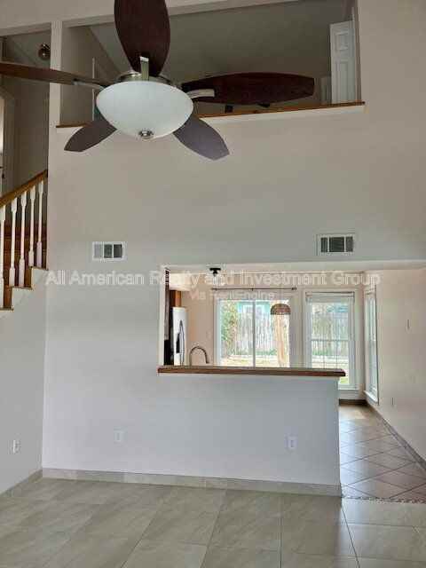 366 Canterbury Cir Nw - Photo 4 of 24