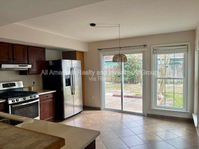 366 Canterbury Cir Nw - Photo 6 of 24