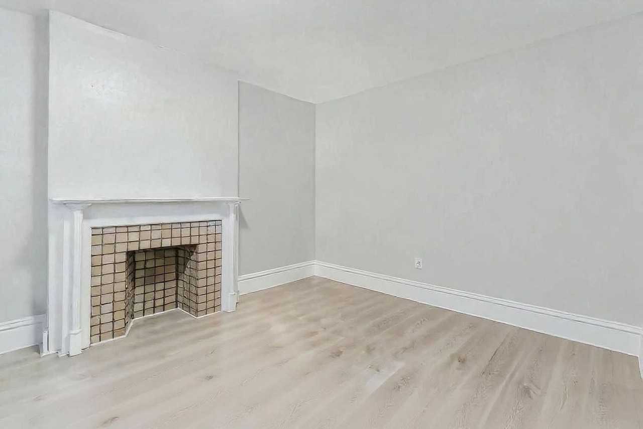 196 W 8th Ave - Photo 6 of 25