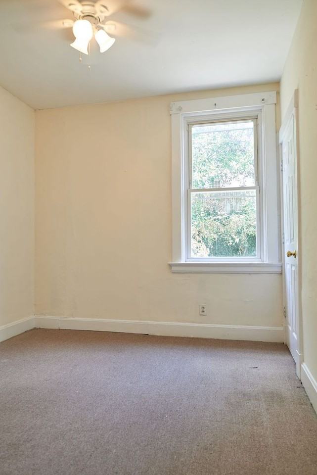 2316 Chickasaw St #1 - Photo 5 of 11