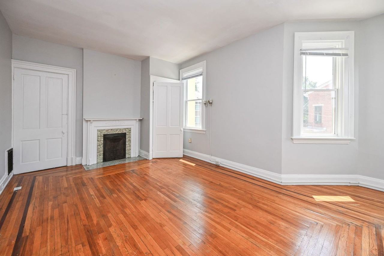 2431 Ohio Ave #4 - Photo 5 of 12