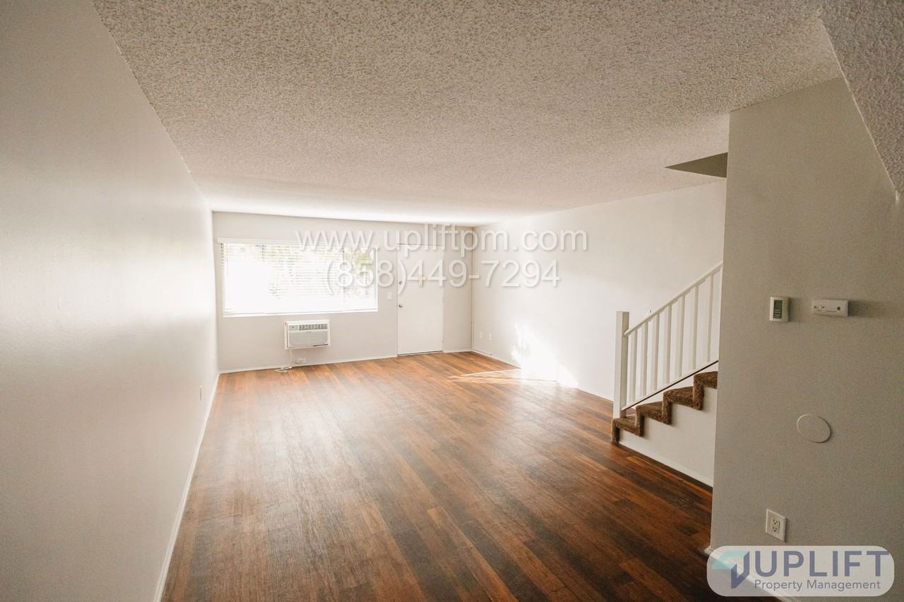 5787 College Ave - Photo 3 of 10