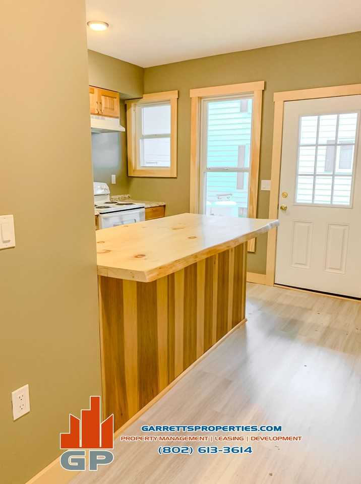 16 West St #3 - Photo 5 of 14