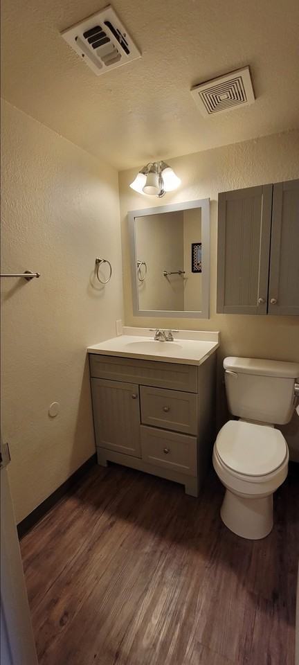 1200 W Riordan Rd #603 - Photo 5 of 7