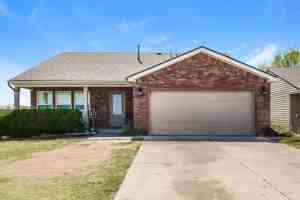 featured image of 816 Eric Cir