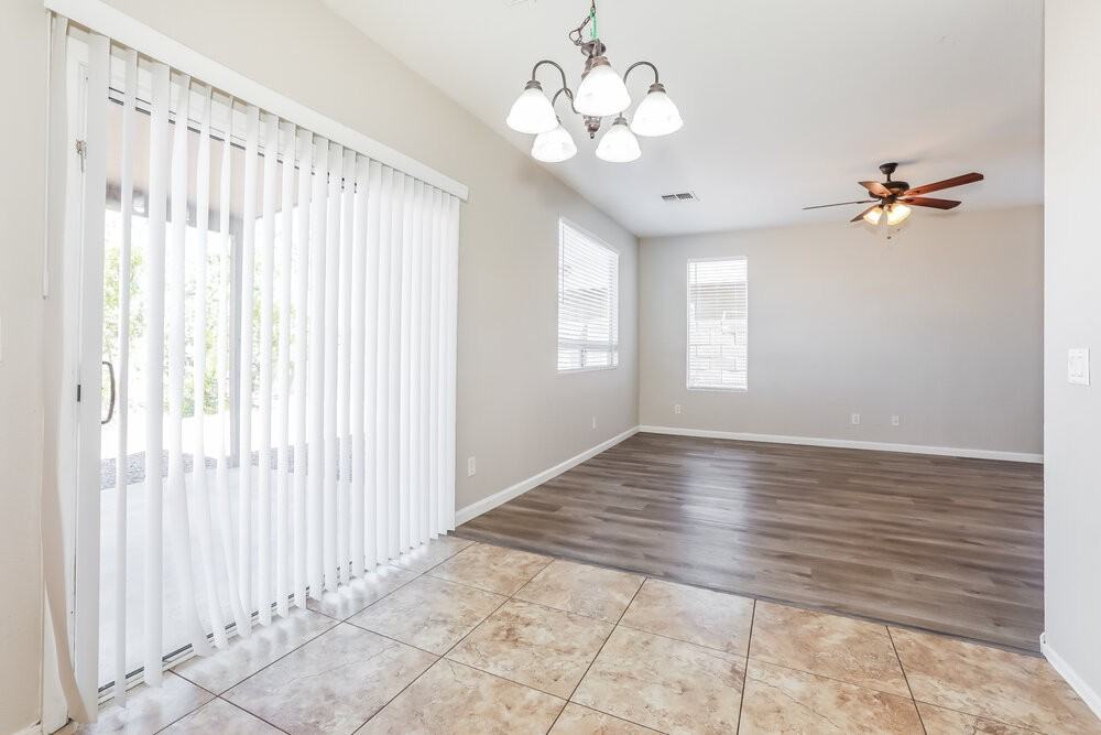 4836 E Meadow Lark Way - Photo 7 of 17