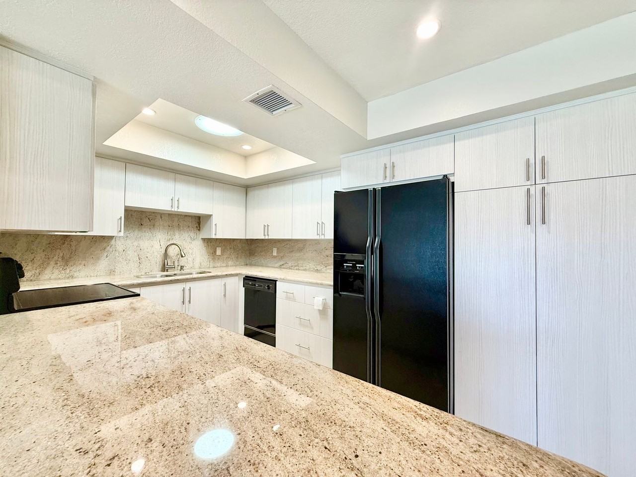 44280 E Sundown Crest Dr - Photo 4 of 25