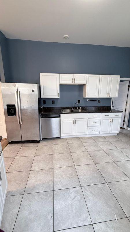 12 Tyler St - Photo 7 of 13