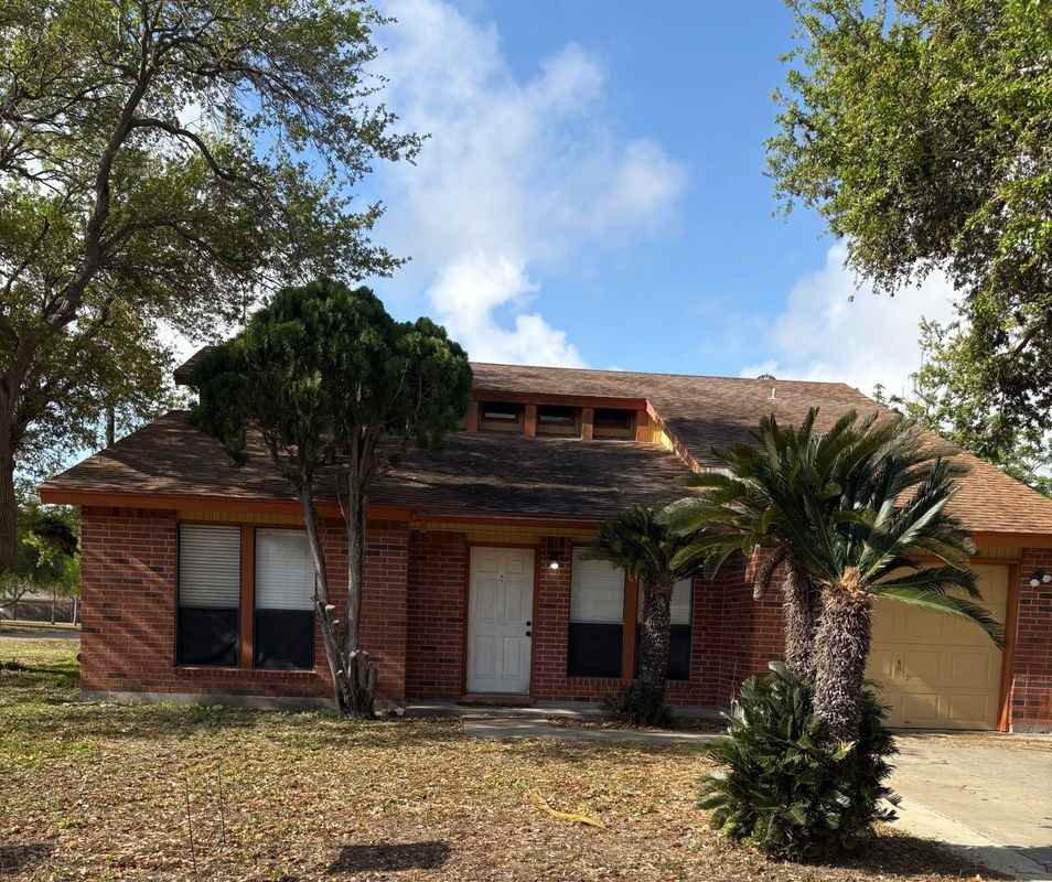 1101 Montreal Dr - Photo 2 of 6