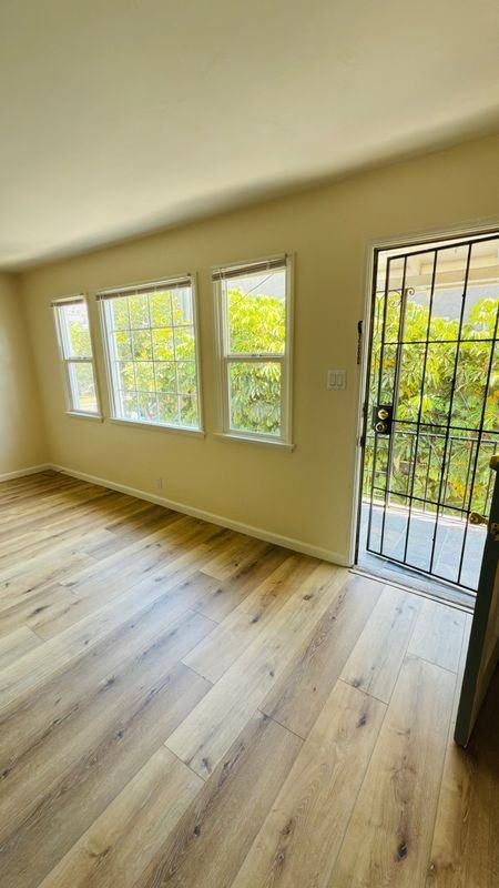 383 Redondo Ave ##D - Photo 4 of 8