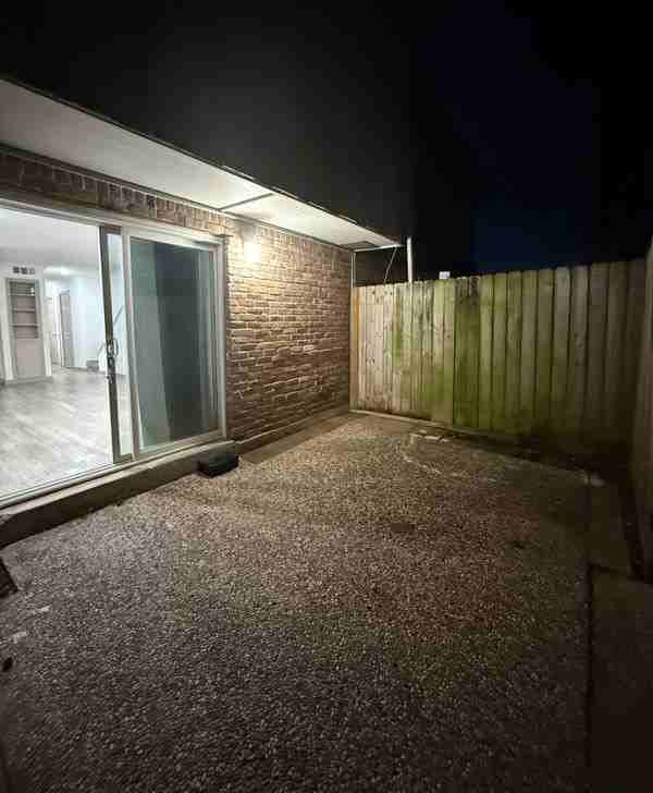 7952 Leonora St - Photo 4 of 5