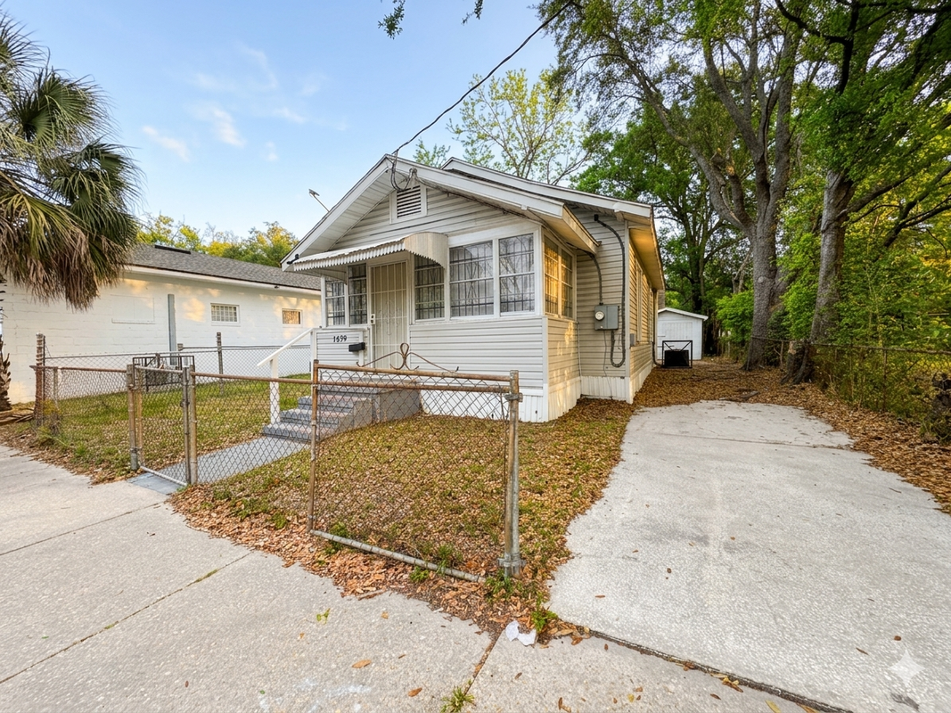 1459 W 23rd St - Photo 3 of 12