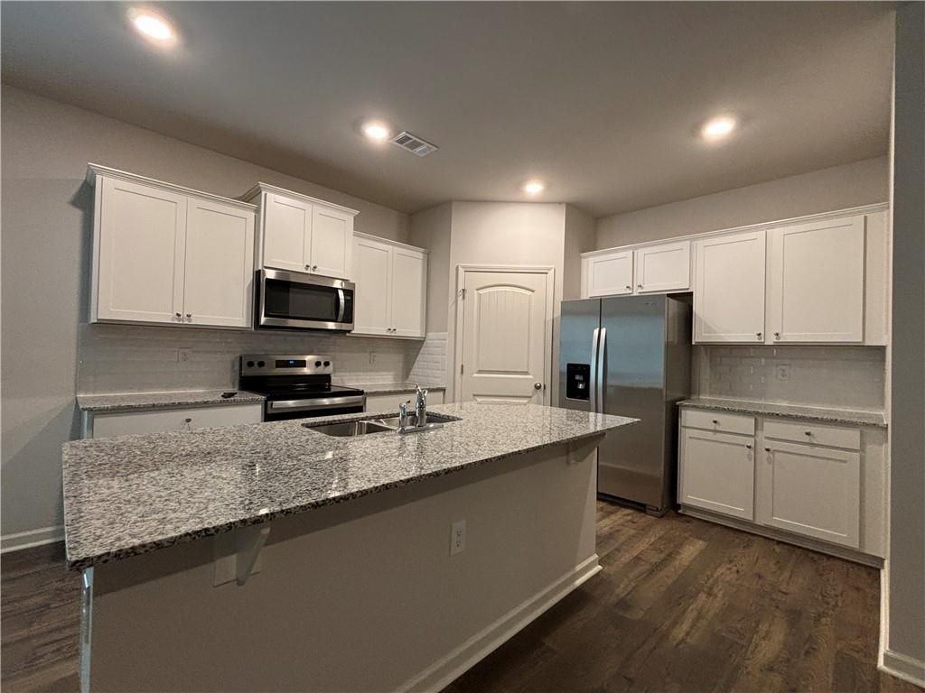 519 Stoneybrook Dr - Photo 5 of 15