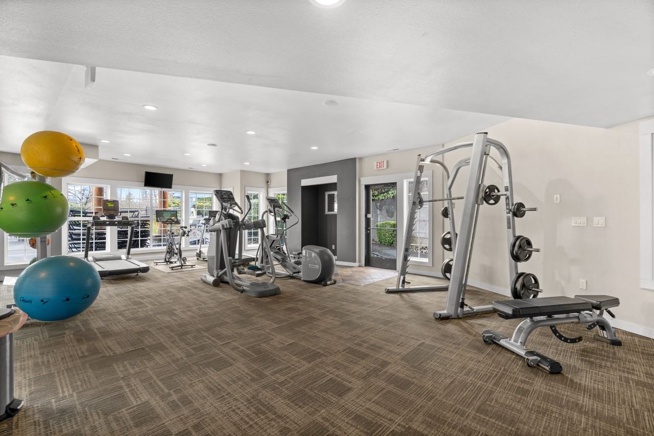 Deer Creek Apartments - Photo 5 of 47