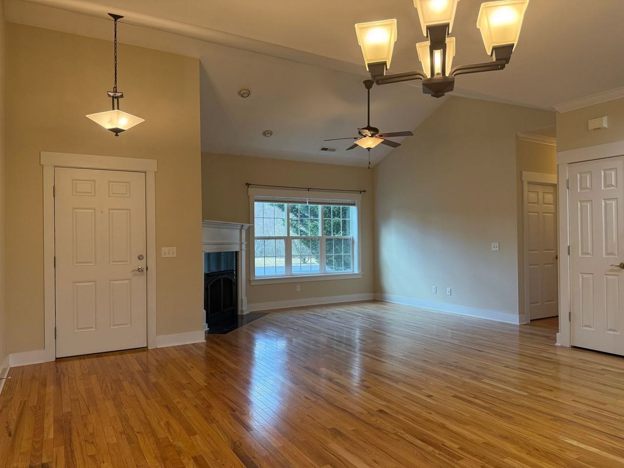 7 White Pine Dr - Photo 7 of 17