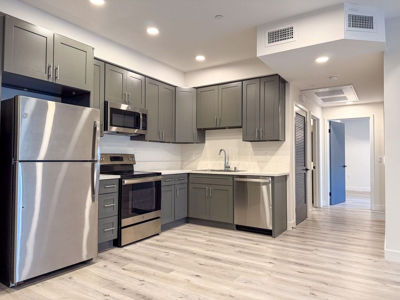 6904 Eton Ave. - Photo 5 of 11