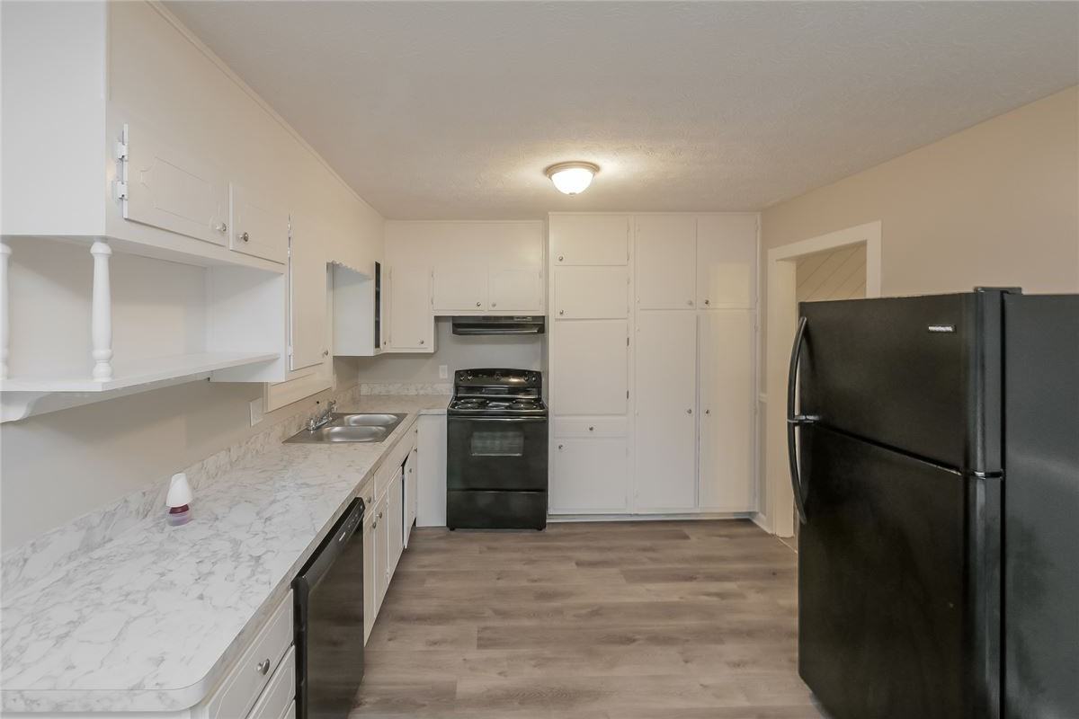 1465 Brownleaf Dr - Photo 7 of 15