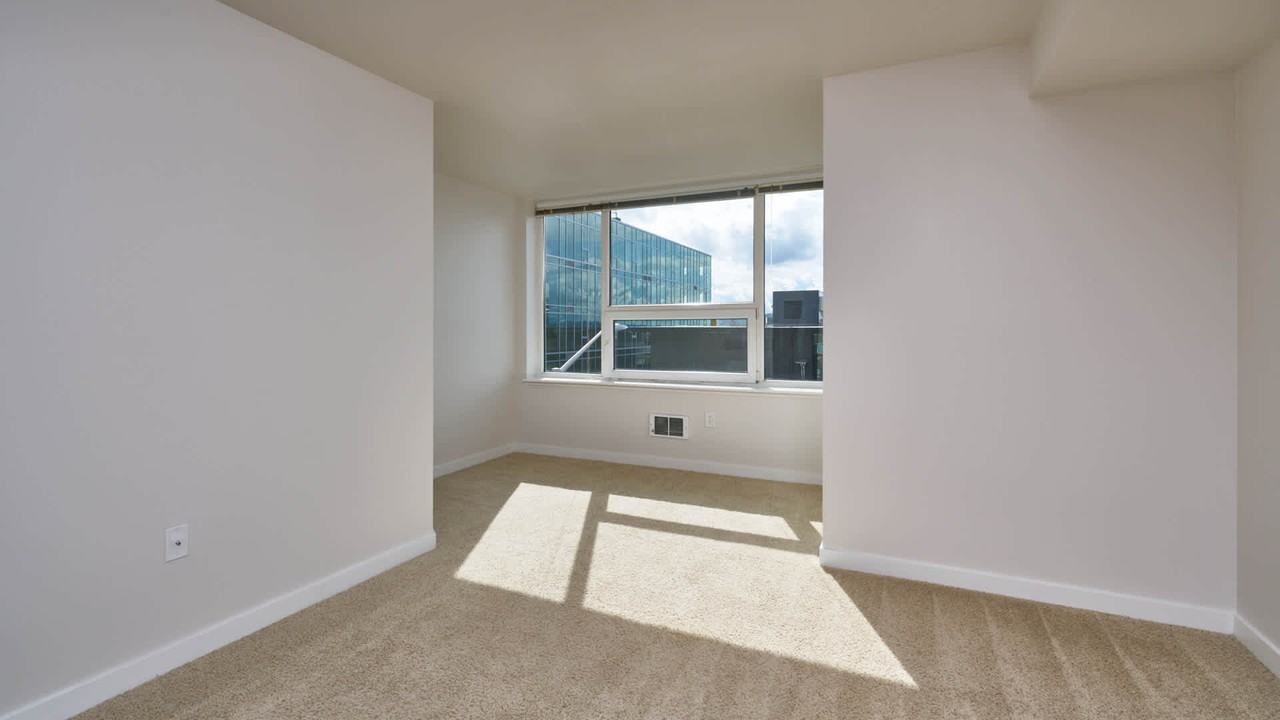 Olympus - Photo 7 of 50