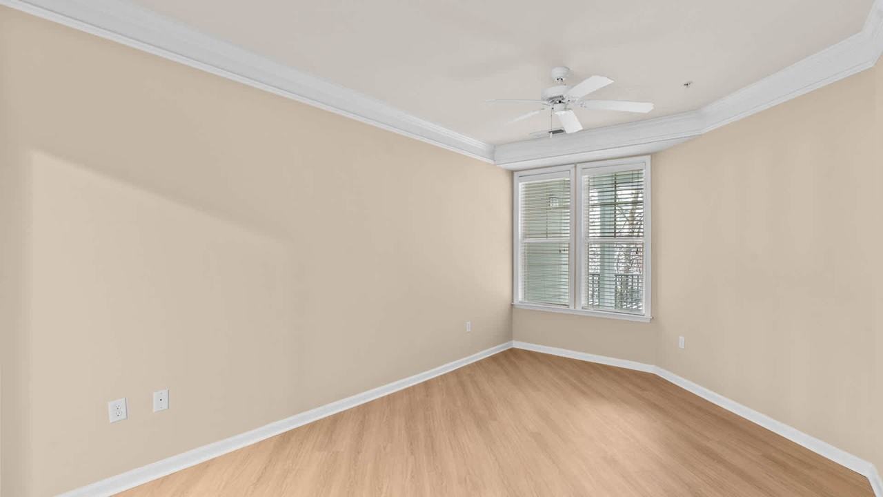 Gaithersburg Station - Photo 6 of 50