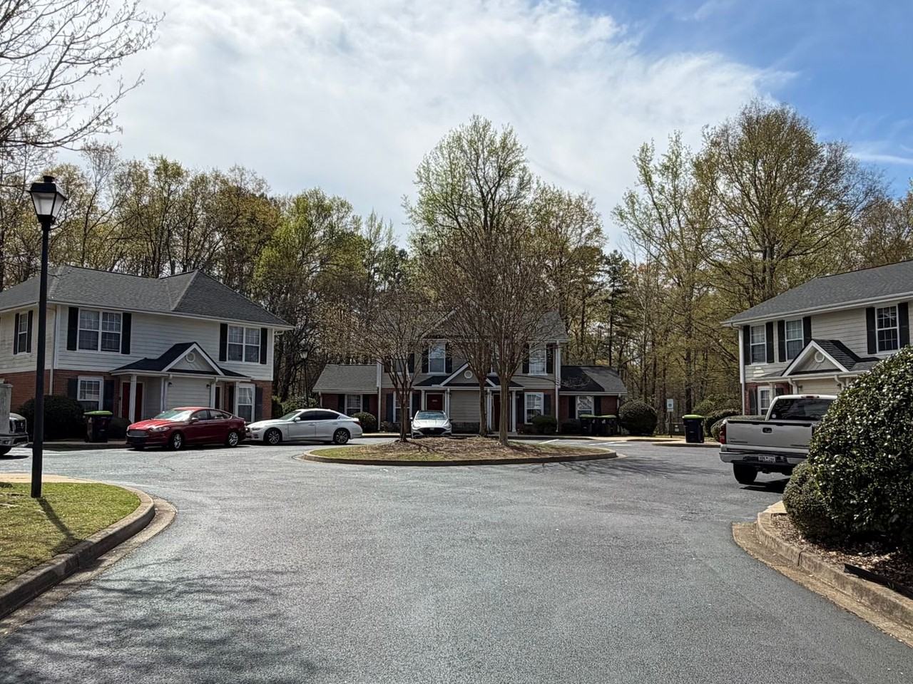 Creekside Retreat Townhomes - Photo 7 of 27