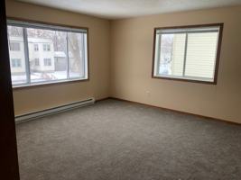 featured image of 1030 Knox Ave N