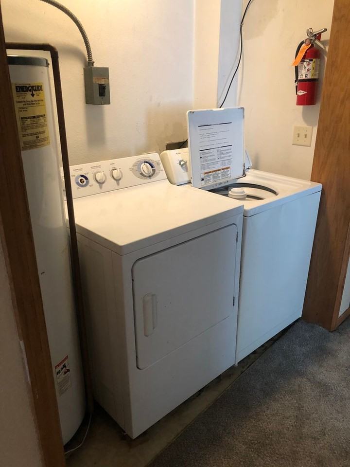 Knox Ave 2: 1030 - Photo 6 of 12