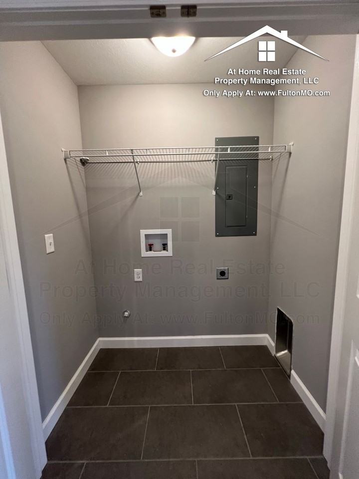 301 E Saint Eunice Rd - Photo 7 of 24