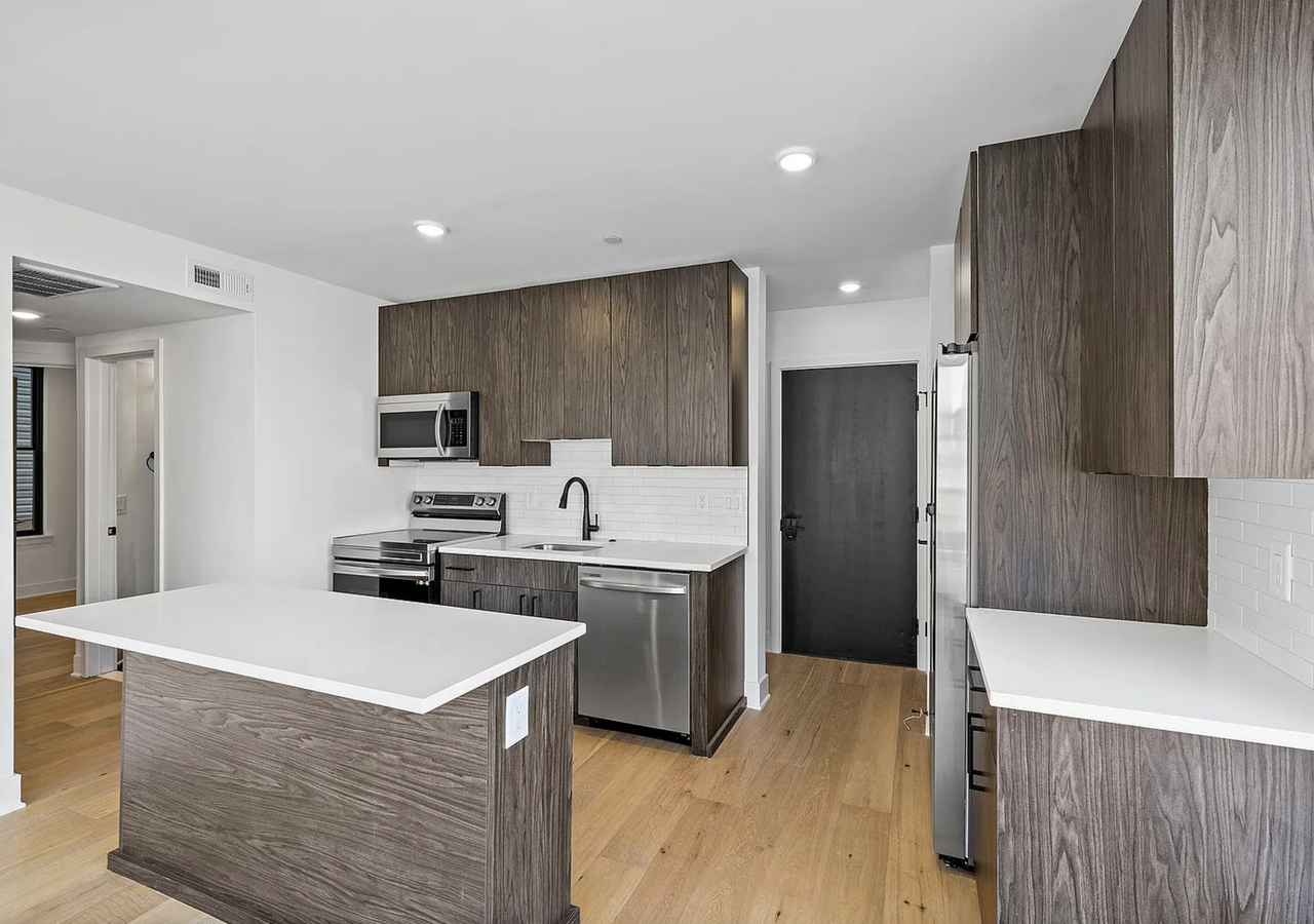 1800 W Girard Ave #2 - Photo 2 of 16