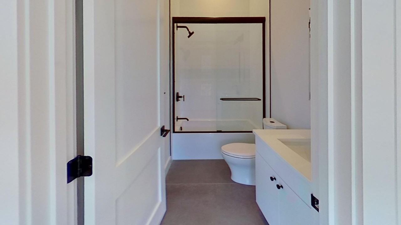16 Highgate St - Photo 6 of 11
