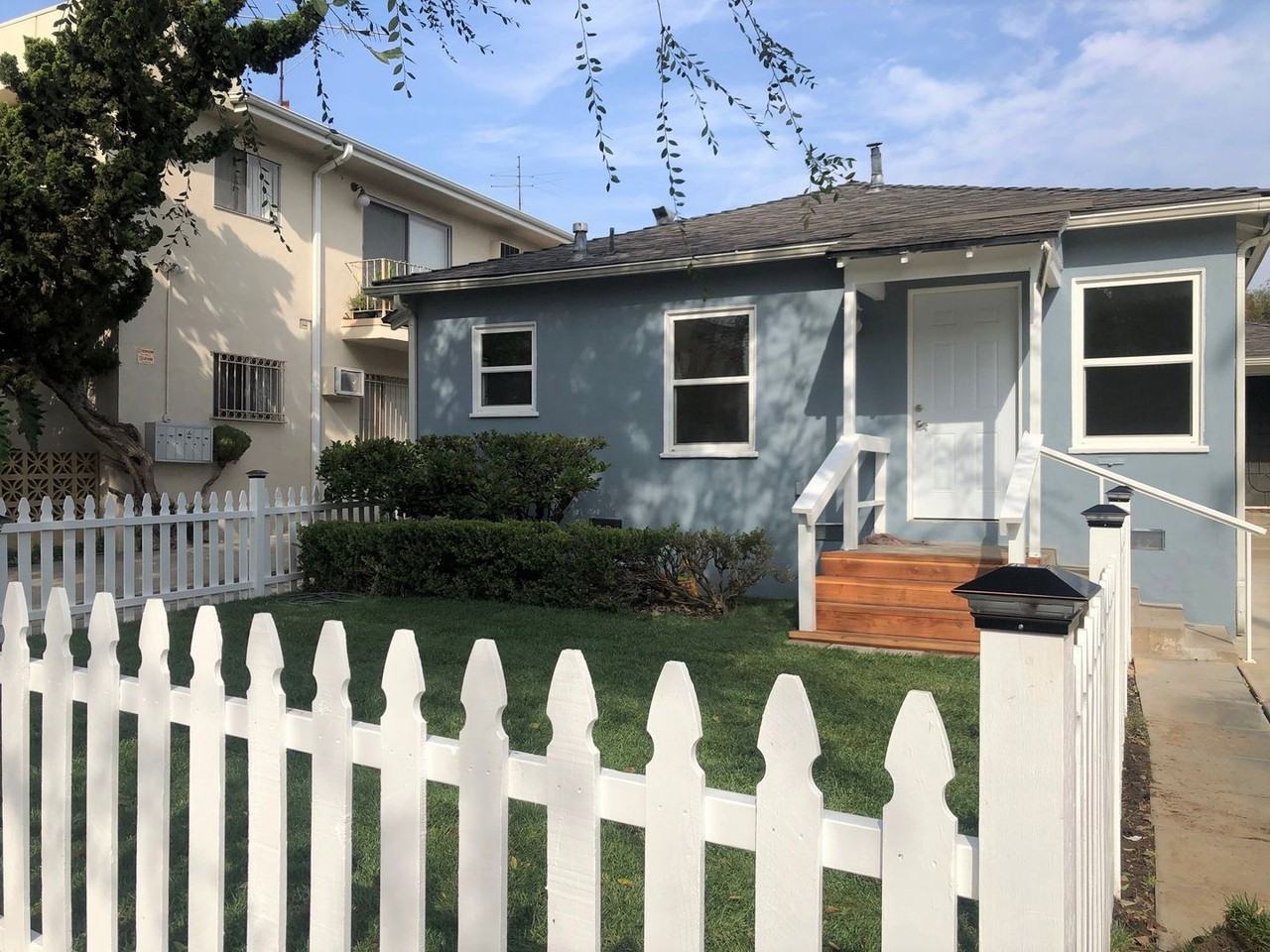 Spacious 2 & 3 Bedroom Apartments Available - Photo 2 of 27