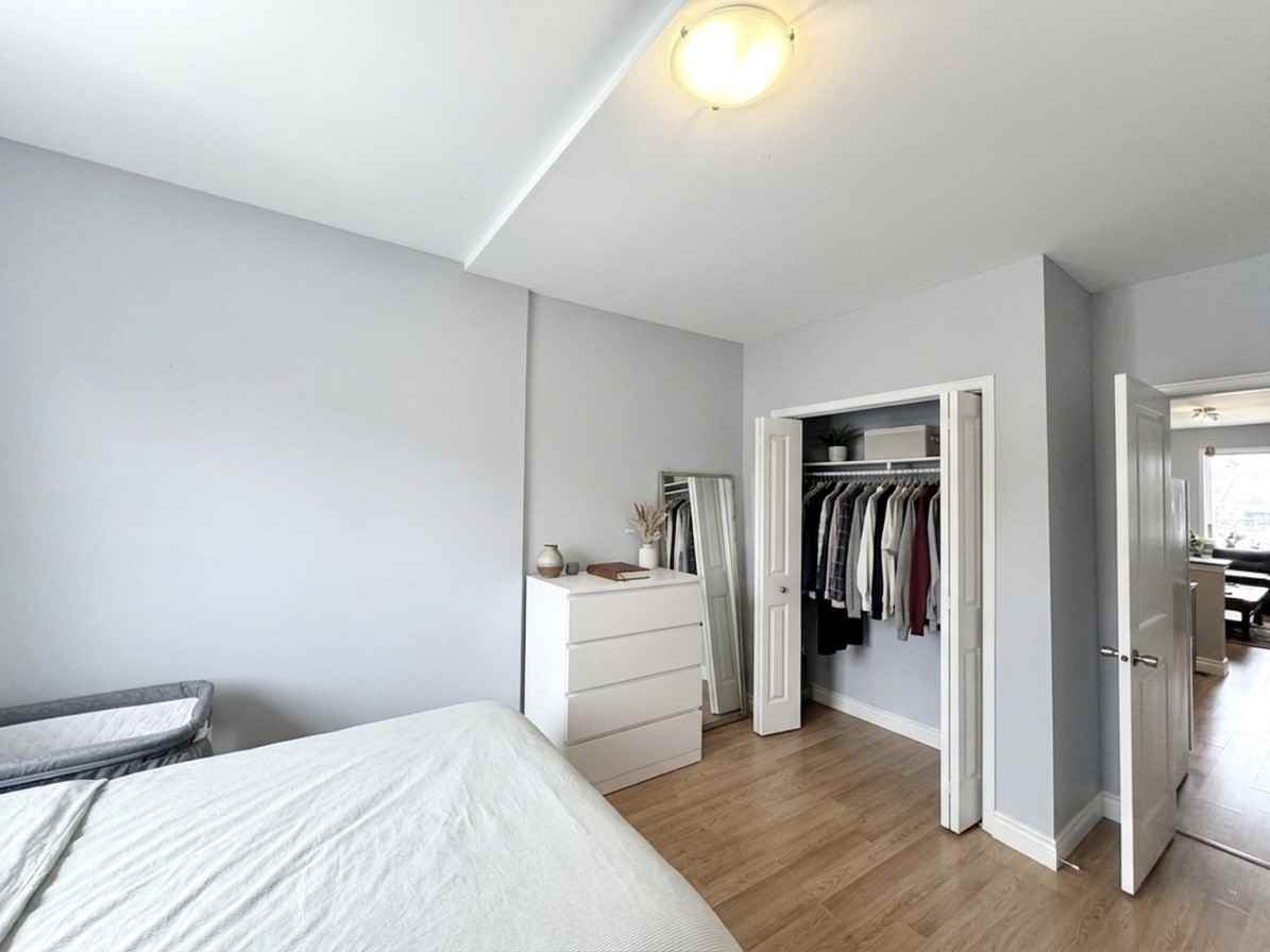 581 Carlaw Ave #MAIN - Photo 6 of 11