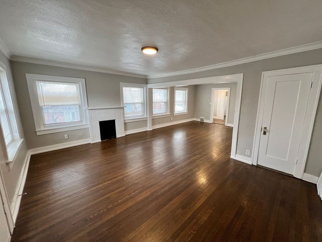 2908 E 29th St - Photo 2 of 14