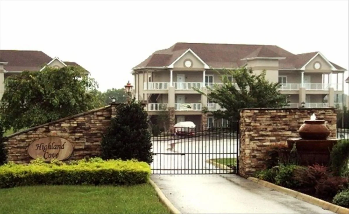 7100 Dale Ridge Road Highland Cove Condos #II - Photo 5 of 20
