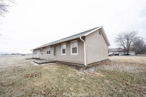 featured image of 4881 S 300 W Apt 8 #Apt 8