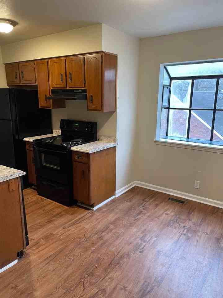 1508 Smoot Dr #B - Photo 2 of 17