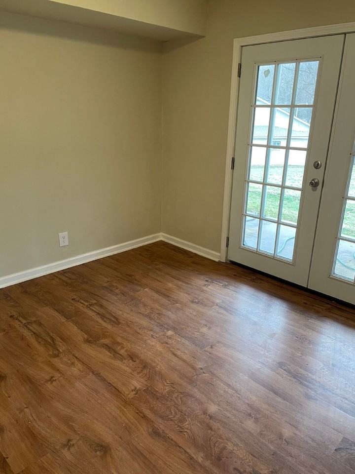 1508 Smoot Dr #B - Photo 6 of 17