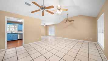 featured image of 417 Shawnee Dr #B