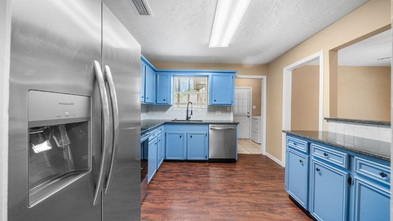 417 Shawnee Dr #B - Photo 7 of 24