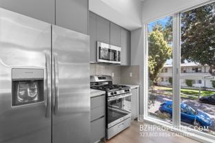 1223 N Hayworth Ave - Photo 1 of 1