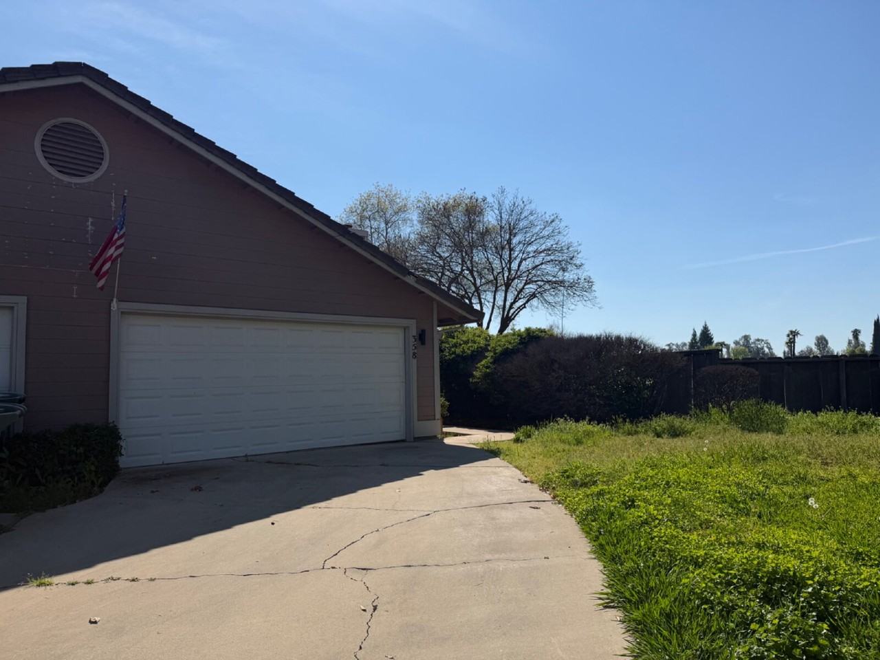 358 Snowhaven Ct - Photo 2 of 14