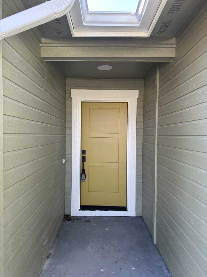 1765 E Oakcrest Dr - Photo 4 of 32