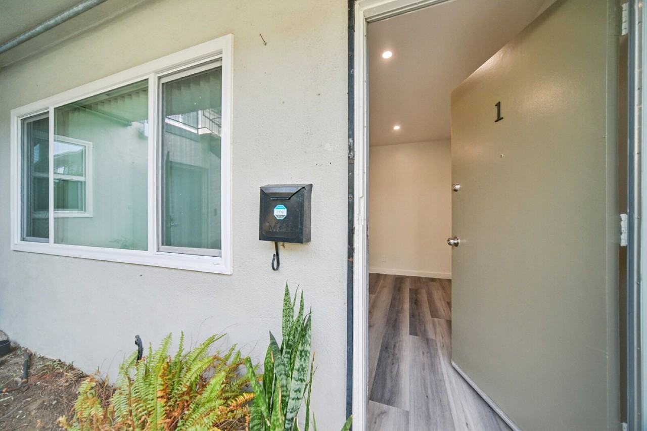 7745 Laurel Canyon Blvd #1