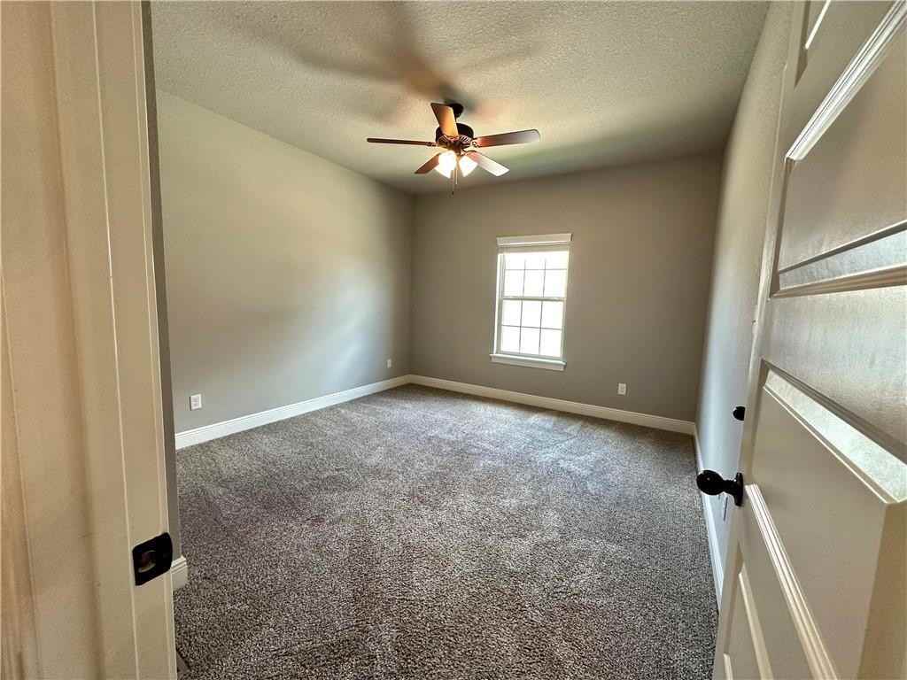 3819 W Maclura Way - Photo 5 of 22