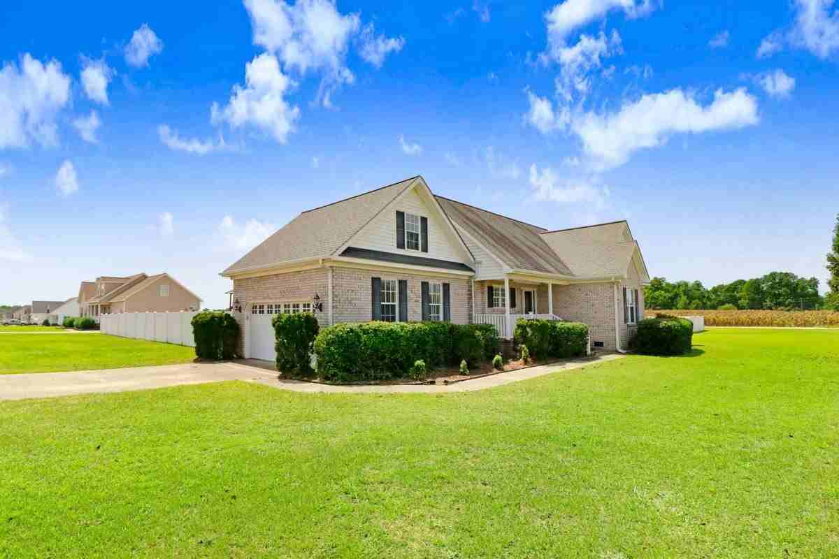 101 Beckett Dr - Photo 3 of 31