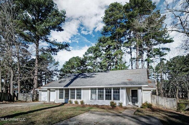 229 Brendalwood Blvd #B