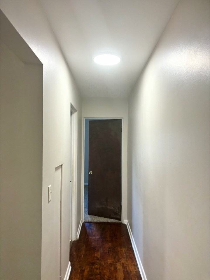 3223 State St - Photo 4 of 8