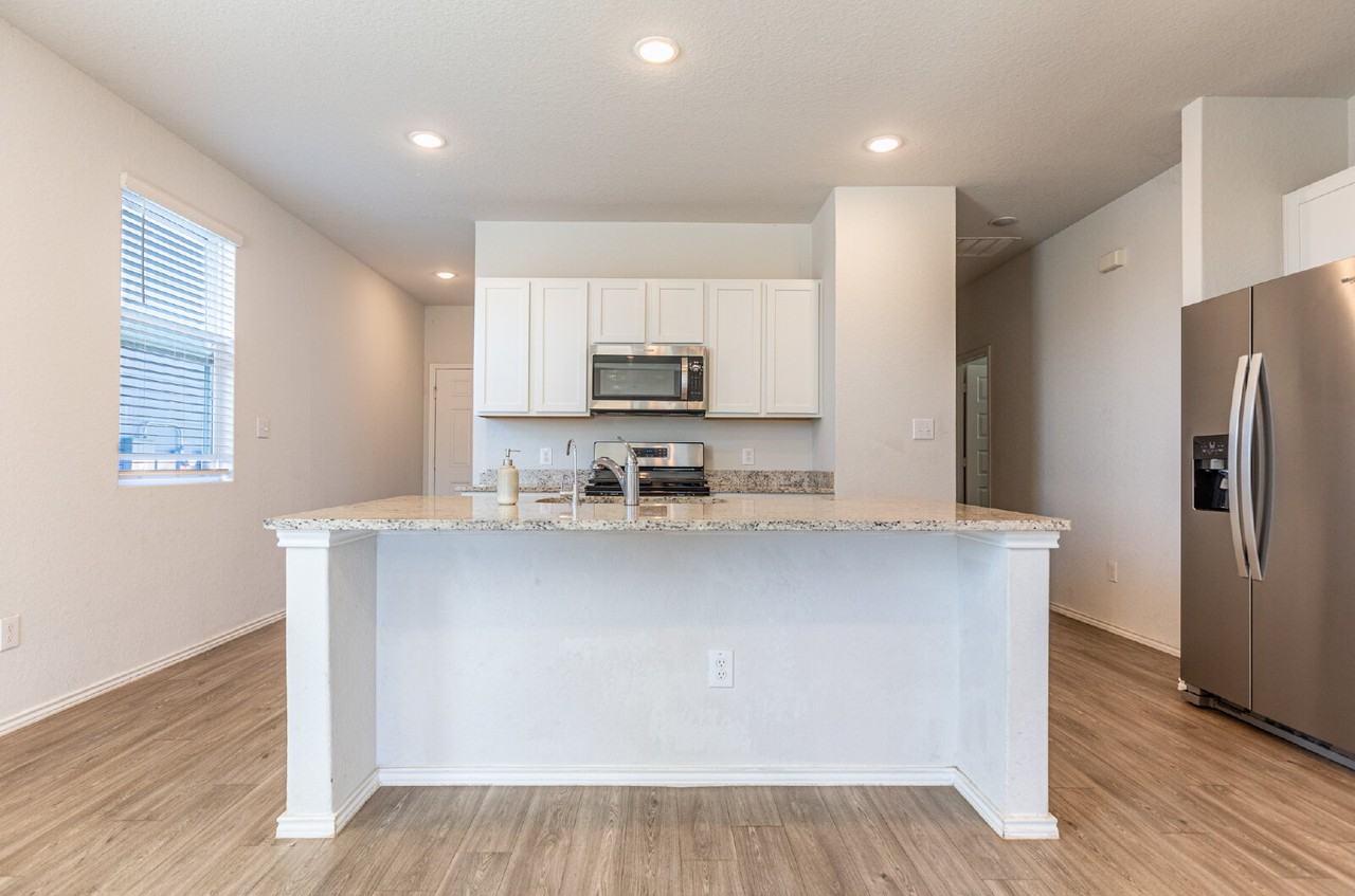 5823 Hematite Rim - Photo 6 of 31