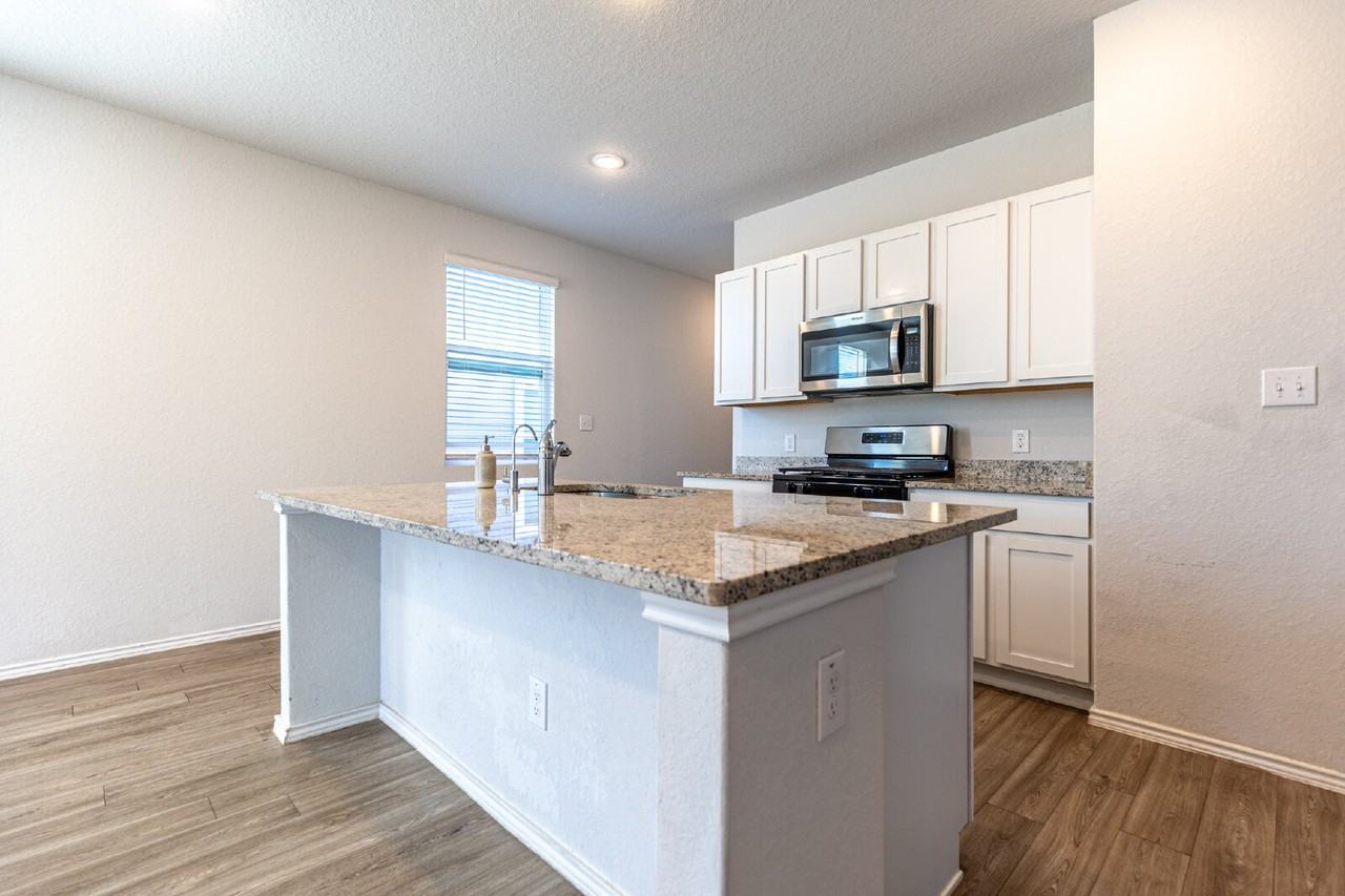 5823 Hematite Rim - Photo 7 of 31